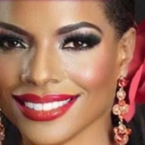 Meet your Posher, Miriam